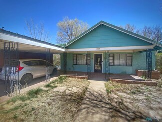 906 Railroad Ave, Las Vegas, NM 87701