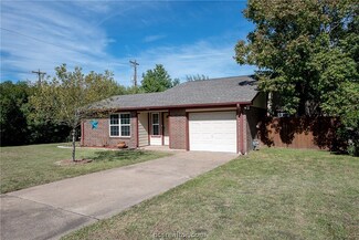 804 Rio Grande Ln, Bryan, TX 77801