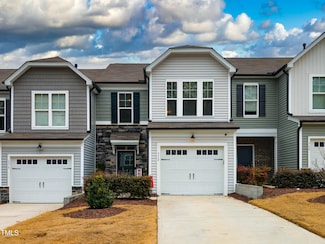 372 White Oak Ridge Dr, Garner, NC 27529