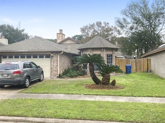 13846 Cantwell Dr, Houston, TX 77014