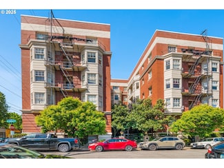 2083 NW Johnson St Unit 66, Portland, OR 97209