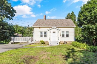 102 Concord St, Gloucester, MA 01930