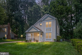 15091 Holleyside Dr, Dumfries, VA 22025