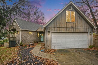 22240 Canyon River Dr, Goshen, IN 46528