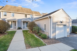 8 Chelsea Rd Unit 8, South Glastonbury, CT 06073