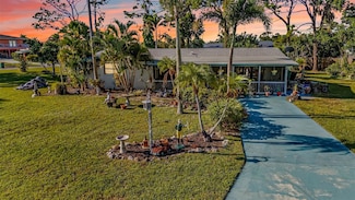 2091 Oyster Creek Dr, Englewood, FL 34224