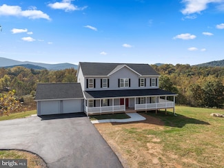 100 Holiday Ct, Bentonville, VA 22610