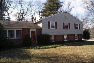 1560 Greenlawn Rd, Paoli, PA 19301