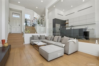 15 Waterway Unit 11, Irvine, CA 92614