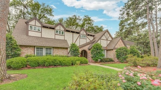 5311 Graystone Ln, Houston, TX 77069