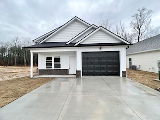 92 Rock Bridge Dr, Ringgold, GA 30736