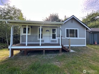 7083 E Washington St, Port Orchard, WA 98366