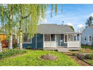 9319 SE Taylor St, Portland, OR 97216