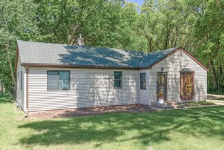 3701 Centerville Rd, Saint Paul, MN 55127