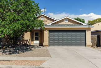 708 110th St SW, Albuquerque, NM 87121