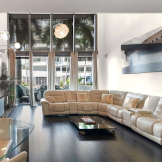 6000 Collins Ave Unit 146, Miami Beach, FL 33140
