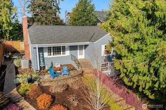 7527 Ravenna Ave NE, Seattle, WA 98115
