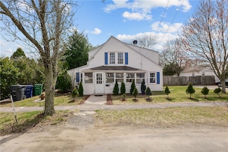 280 Long St, Warwick, RI 02886