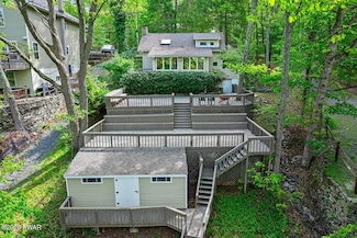 88 Paupack Point Rd, Hawley, PA 18428