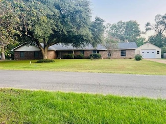 946 Ash St, Zwolle, LA 71486
