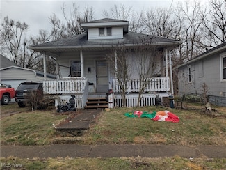 654 Spangler Dr, Zanesville, OH 43701