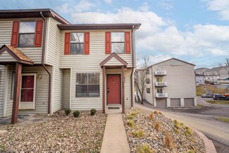 928 Stewart St, Morgantown, WV 26505