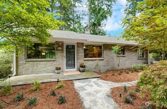 12628 10th Ave NE, Seattle, WA 98125