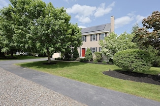 38 Etre Dr, Worcester, MA 01604