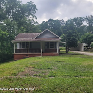 470 Dogwood Ave, Alexander City, AL 35010