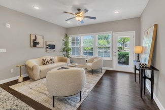 7487 Highway 70 S Unit 101, Nashville, TN 37221