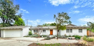 4402 El Camino Corto, La Canada Flintridge, CA 91011