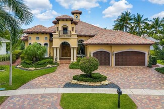 671 Cardinal St, Plantation, FL 33324