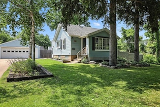 1907 S 94th St, Milwaukee, WI 53227