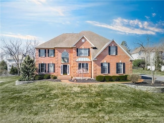2098 Fieldstone Dr, Bethlehem, PA 18015