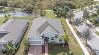 212 Shell Creek Ct, Apollo Beach, FL 33572