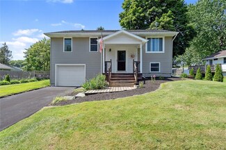 4212 Polaris Course, Liverpool, NY 13090