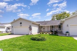 1608 E Gaylord St, Mount Pleasant, MI 48858