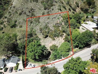 2133 Nichols Canyon Rd, Los Angeles, CA 90046