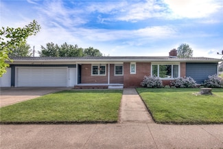 2706 Nimitz St, Eau Claire, WI 54701