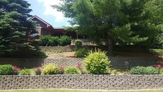 33 Lake Metonga Trail, Grant Park, IL 60940