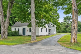 527 Sligo Rd, Yarmouth, ME 04096