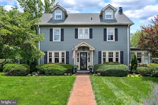 16 Effingham Rd, Yardley, PA 19067