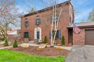 1011 Carlisle St, Natrona Heights, PA 15065