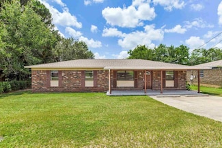 7125 Ben Sasser Dr, Pensacola, FL 32526