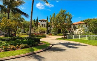 590 Reinante Ave, Coral Gables, FL 33156