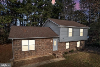 21541 Warwick Ct, Lexington Park, MD 20653