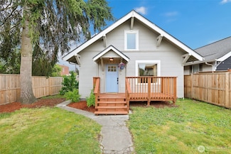 5821 S Warner St, Tacoma, WA 98409