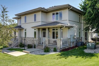 119 Carriage Way Unit B8, de Forest, WI 53532