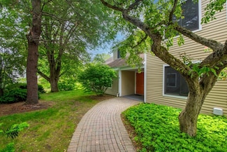 3 Concord Greene Unit 4, Concord, MA 01742
