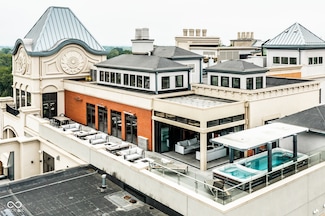 720 S Rangeline Rd Unit 701, Carmel, IN 46032